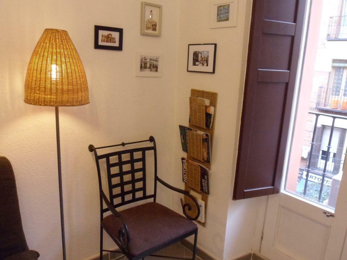 Apartamento Temporada Мадрид Экстерьер фото