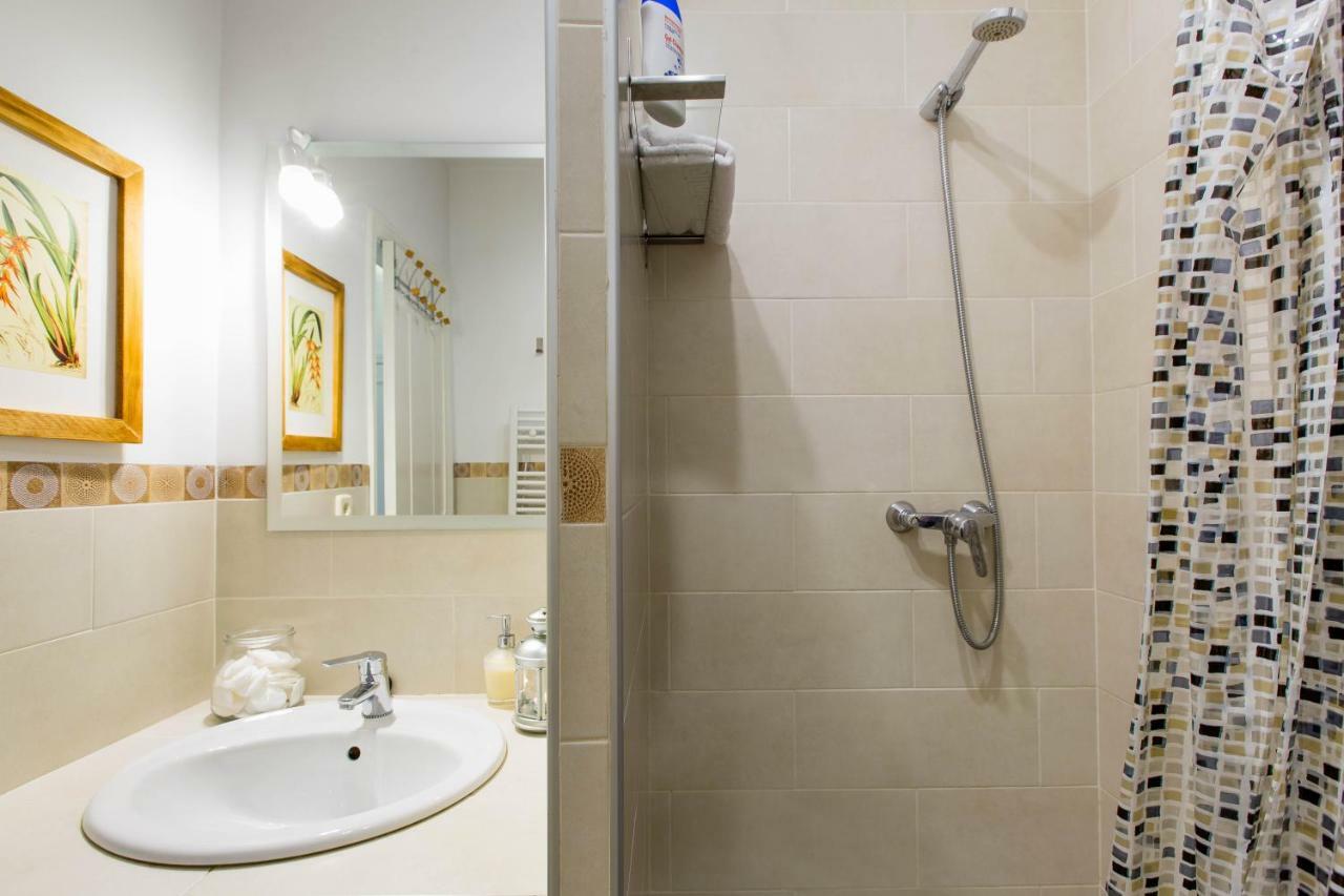 Apartamento Temporada Мадрид Экстерьер фото